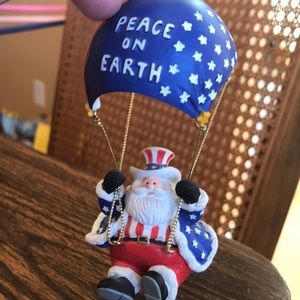 2002 Lenox patriotic Santa peace on earth Christmas ornaments excellent